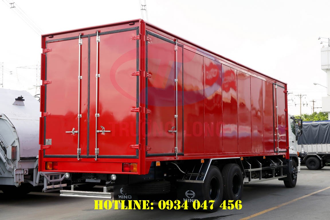 Klimaanlage in der Kabine eines Hino 15-Tonnen-LKW