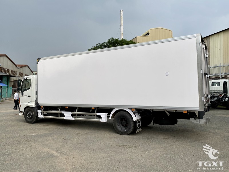 Hino FC9JNTC 6.5 Tonnen Kühlkoffer LKW