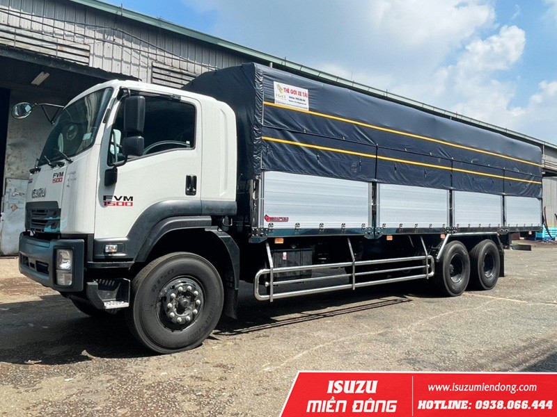 Xe tải Isuzu FVM 1500 15 tấn thùng bổng nhôm inox mui bạt