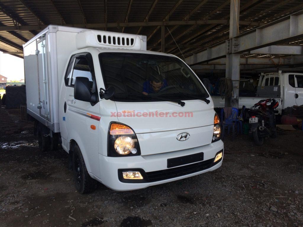 Xe tải Porter 2 cũ thùng đông lạnh