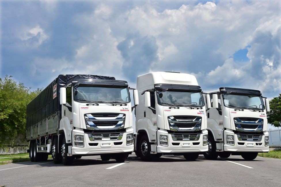 Ngoại thất xe tải Vĩnh Phát GINGA 370