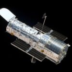 Kính viễn vọng không gian Hubble, sử dụng bức xạ tử ngoại để quan sát vũ trụ