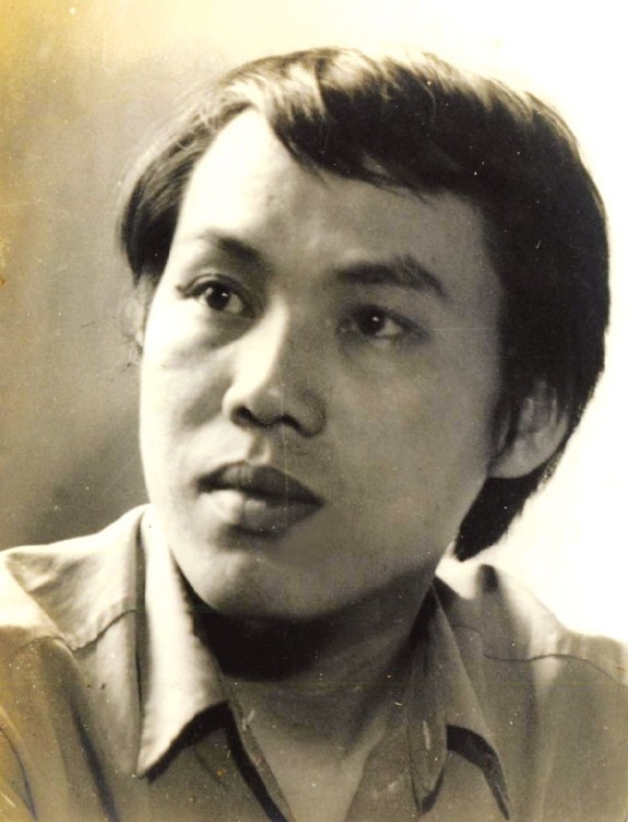 Hình ảnh minh họa vở kịch Hồn Trương Ba, da hàng thịt, diễn viên đang thể hiện sự xung đột giữa hồn và xác