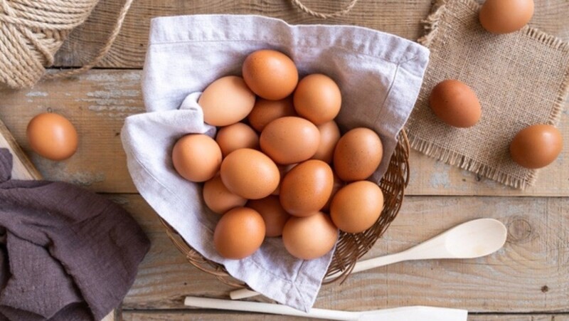 Trứng gà với nhiều kích cỡ khác nhau