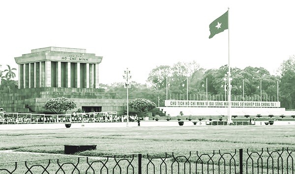 Nắng Ba Đình mùa thu vàng rực rỡ