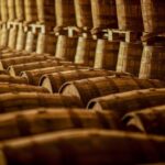 Quá trình ủ rượu whisky Về Để Đi trong thùng gỗ sồi