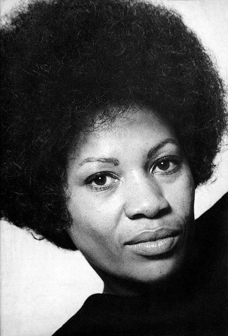 Giáo sư Toni Morrison