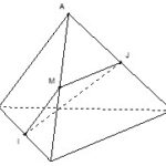 Cho tứ diện ABCD có AB = CD = a, IJ = a căn bậc hai 3/2 ( I, J lần lượt là trung điểm của BC và AD ). Số đo góc giữa hai đường thẳng AB và CD là : (ảnh 1)