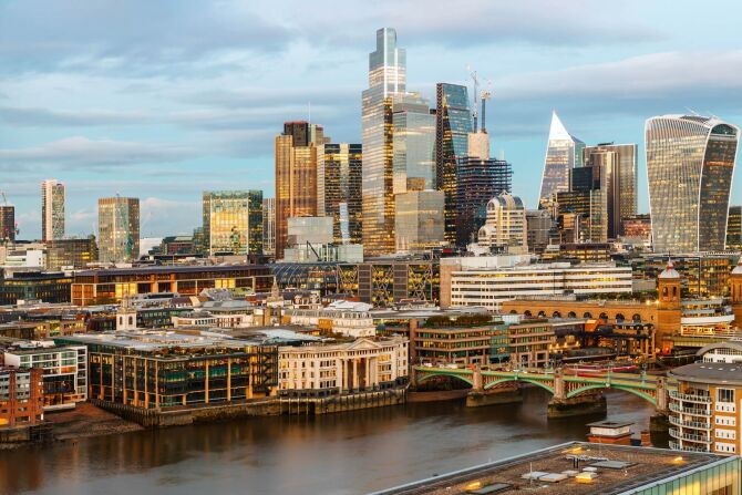các tòa nhà cao tầng mang tính biểu tượng của london