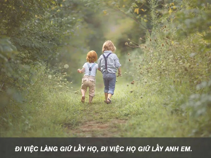 Chị ngã em nâng - Tình cảm gia đình thiêng liêng
