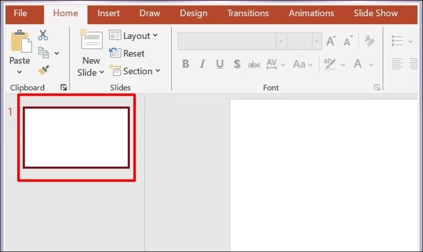 Mở tệp PowerPoint để thêm slide