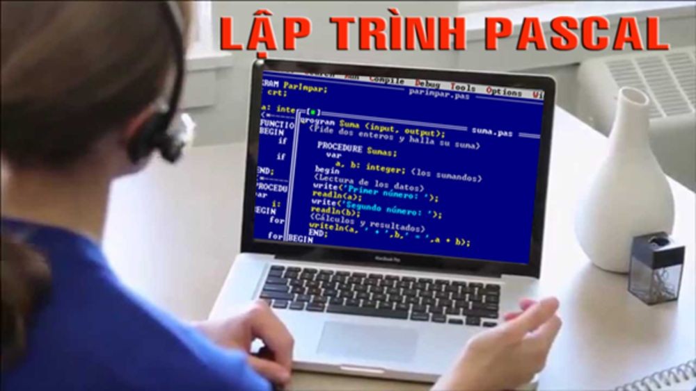 Tính diện tích hình vuông trong Pascal