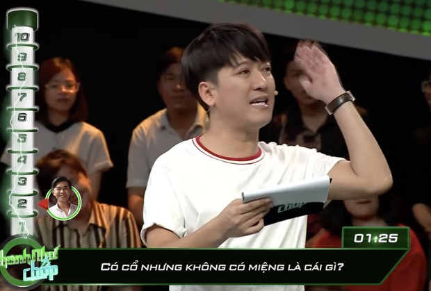 Ảnh minh họa câu đố có cổ nhưng không có miệng là gì