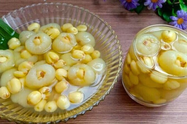Chè hạt sen thanh mát, giải nhiệt
