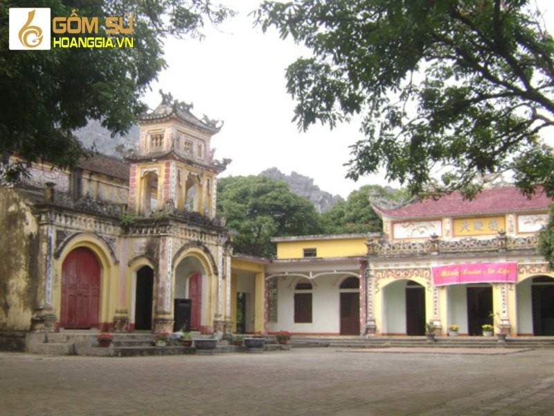 Nguyên liệu tự nhiên của chiếu Nga Sơn gạch Bát Tràng