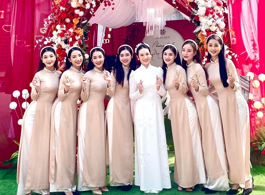 Cô dâu Phương Anh là một vũ công (ảnh: Anh Tuấn)