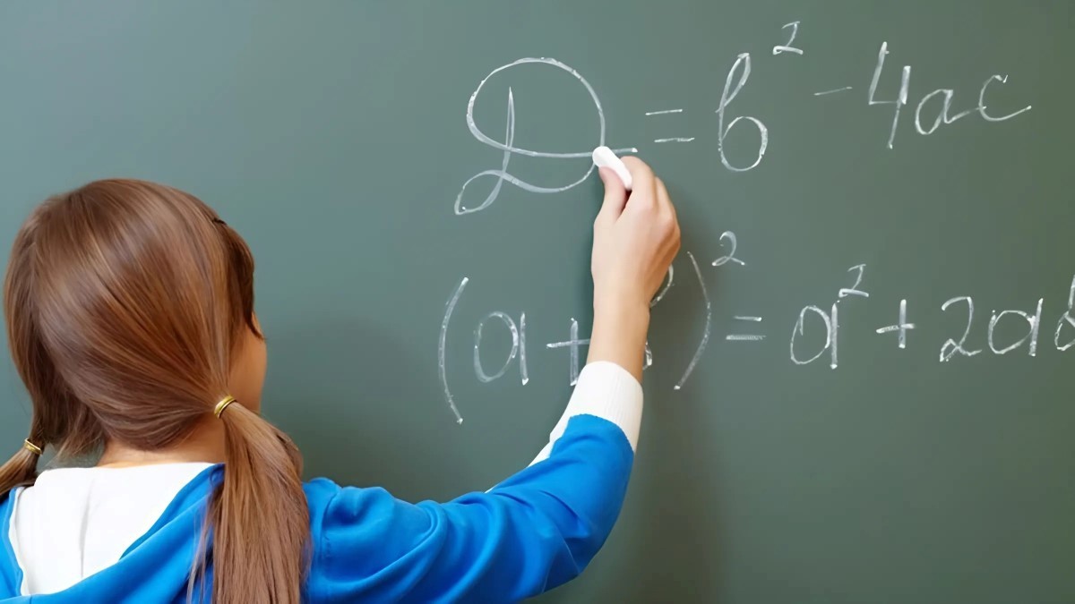 Công thức delta giúp giải phương trình bậc hai