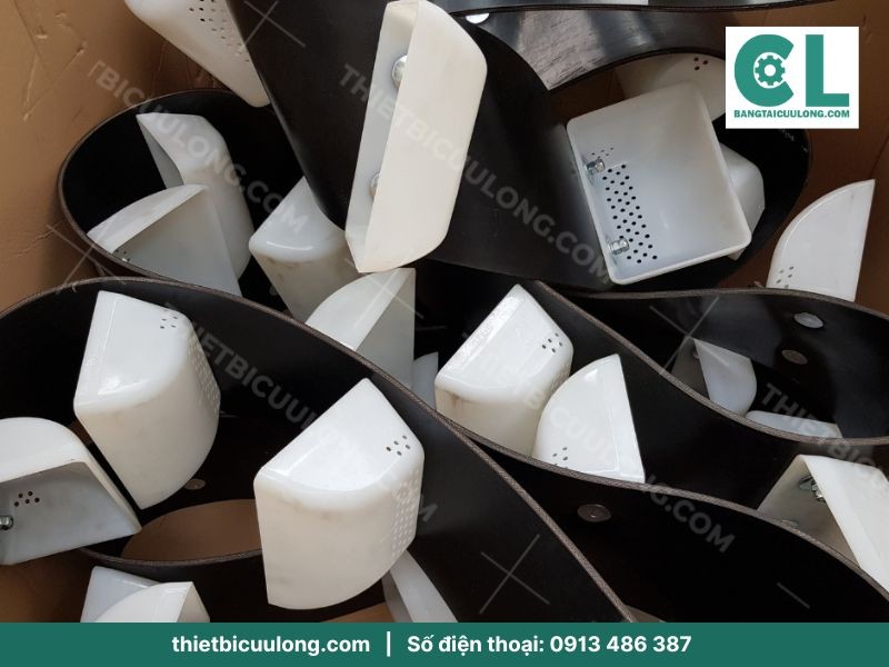 Cấu tạo và nguyên lý hoạt động của dây gàu tải