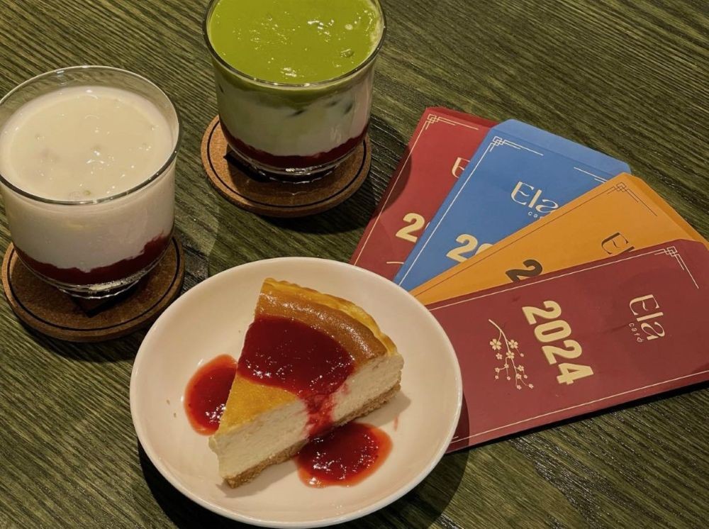 Món nước và món bánh tại quán Ela Cafe được trình bày hấp dẫn và bắt mắt