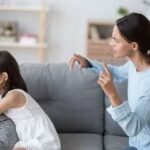 Con cái làm ngơ trước công sức của cha mẹ, một biểu hiện của sự bất hiếu