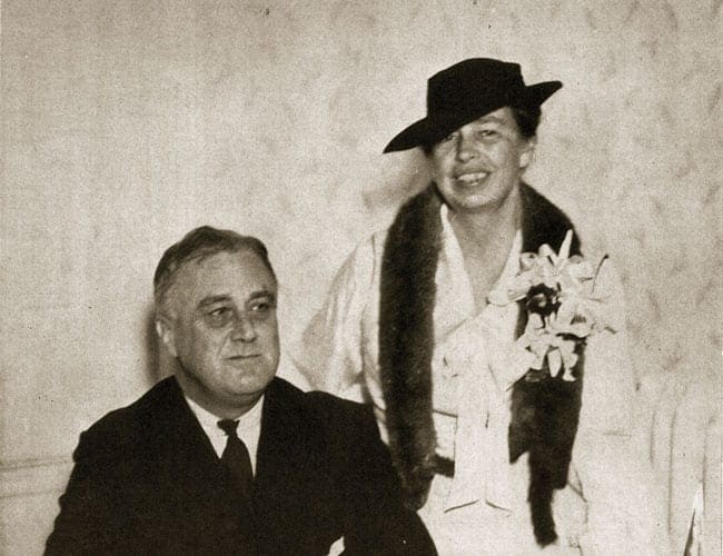 Tổng thống Franklin Roosevelt và phu nhân Eleanor Roosevelt tại Hotel Del Coronado năm 1935