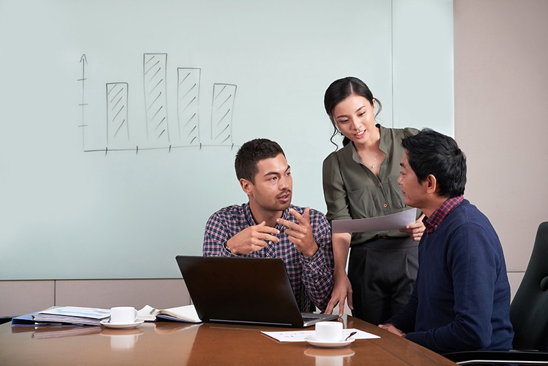 người giao tiếp trực tiếp