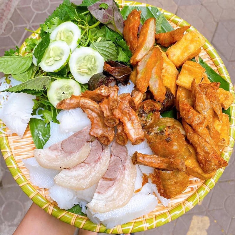 Bún chả – Món ăn không thể bỏ qua khi đến Hà Nội