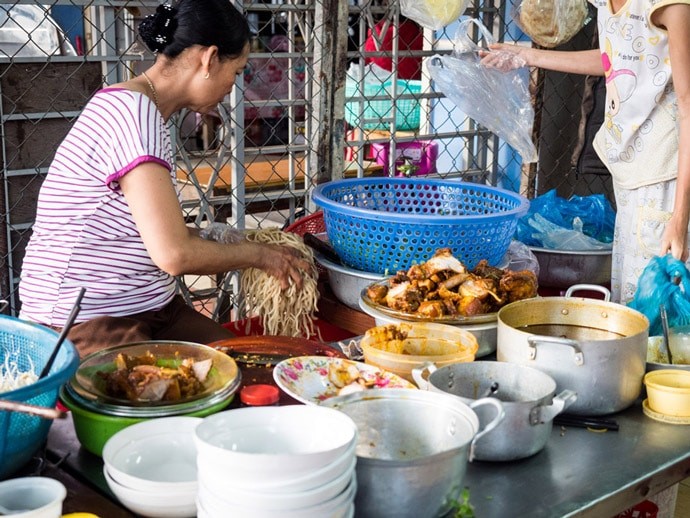 Hoi An Street Food Cao Lau Lien