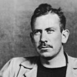 John Steinbeck nhận giải Nobel văn học
