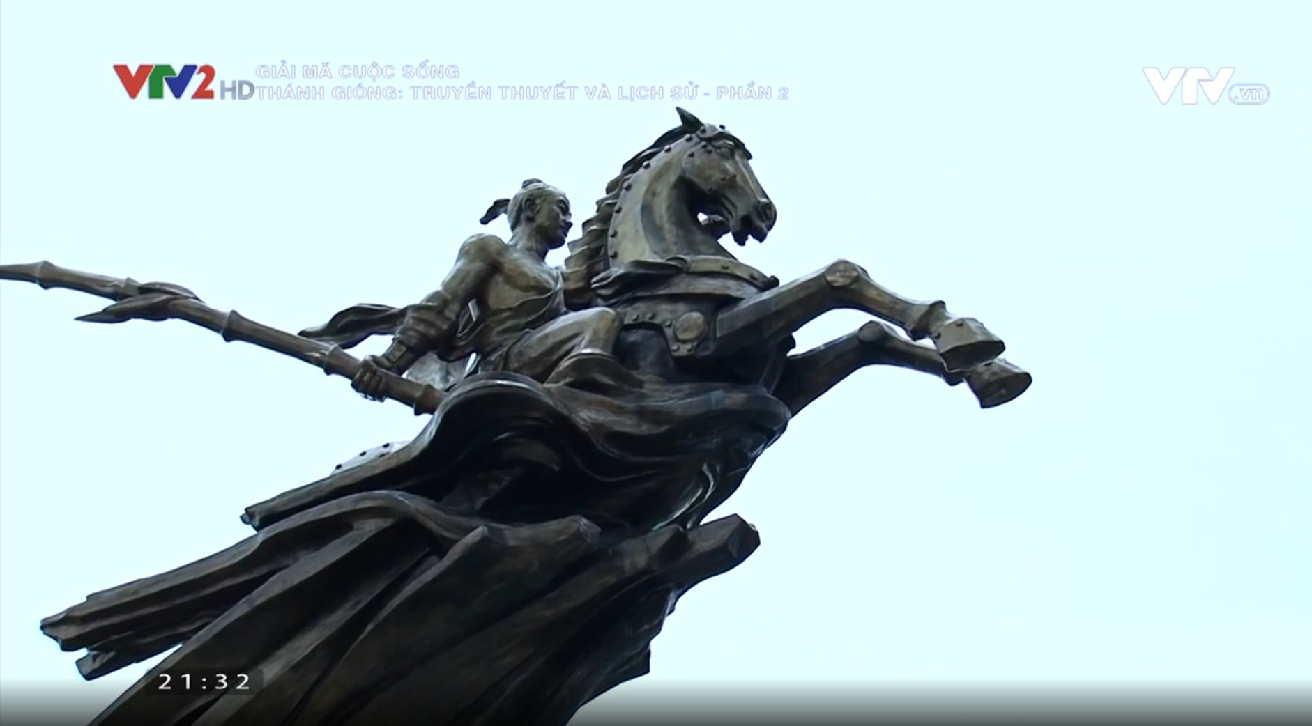 Tượng đài Thánh Gióng tại Sóc Sơn, Hà Nội, biểu tượng của lòng yêu nước và sức mạnh quật cường