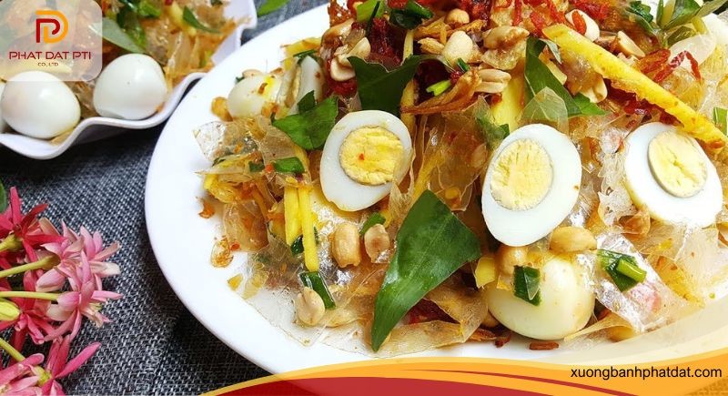 Bánh tráng trộn món ăn vặt hấp dẫn giới trẻ