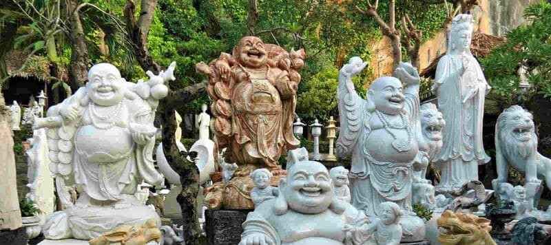 Làng đá mỹ nghệ Non Nước nổi tiếng với nghề điêu khắc đá mỹ nghệ