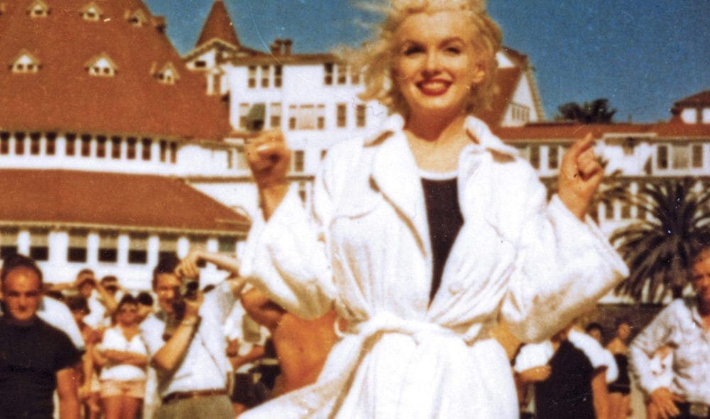 Marilyn Monroe trong phim &quot;Some Like It Hot&quot; được quay tại Hotel Del Coronado năm 1958