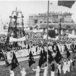 Mít tinh tại Khu Đấu Xảo nhân ngày Quốc tế Lao động (1/5/1938), thể hiện tinh thần đoàn kết và ý chí đấu tranh của quần chúng nhân dân Việt Nam.