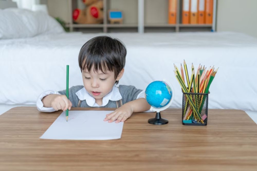 alt: Bài tập ví dụ về tính bán kính hình tròn