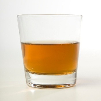 Ly rượu neat