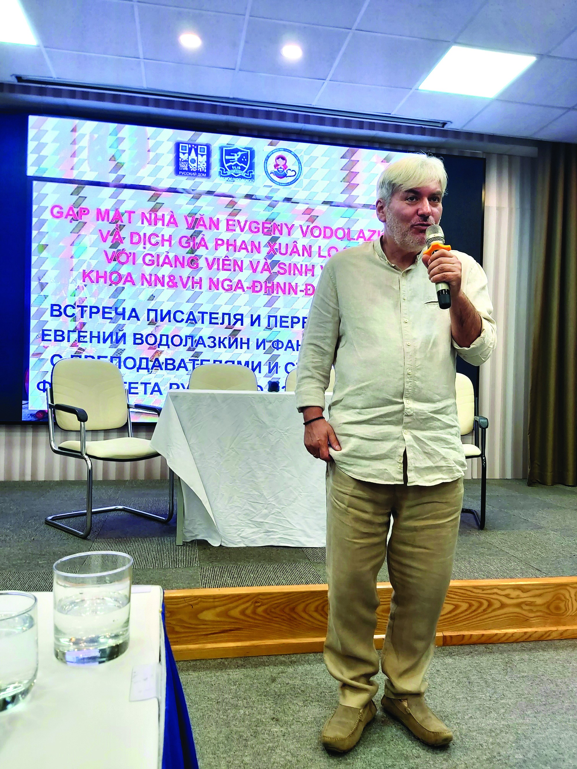 Nhà văn Vodolazkin và quan điểm về văn học