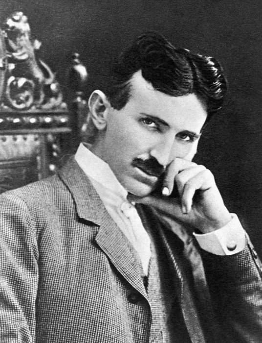 Nikola Tesla thiên tài