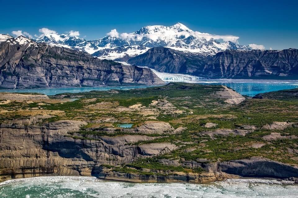 Vẻ đẹp hoang sơ của Alaska dưới ánh mặt trời không bao giờ lặn