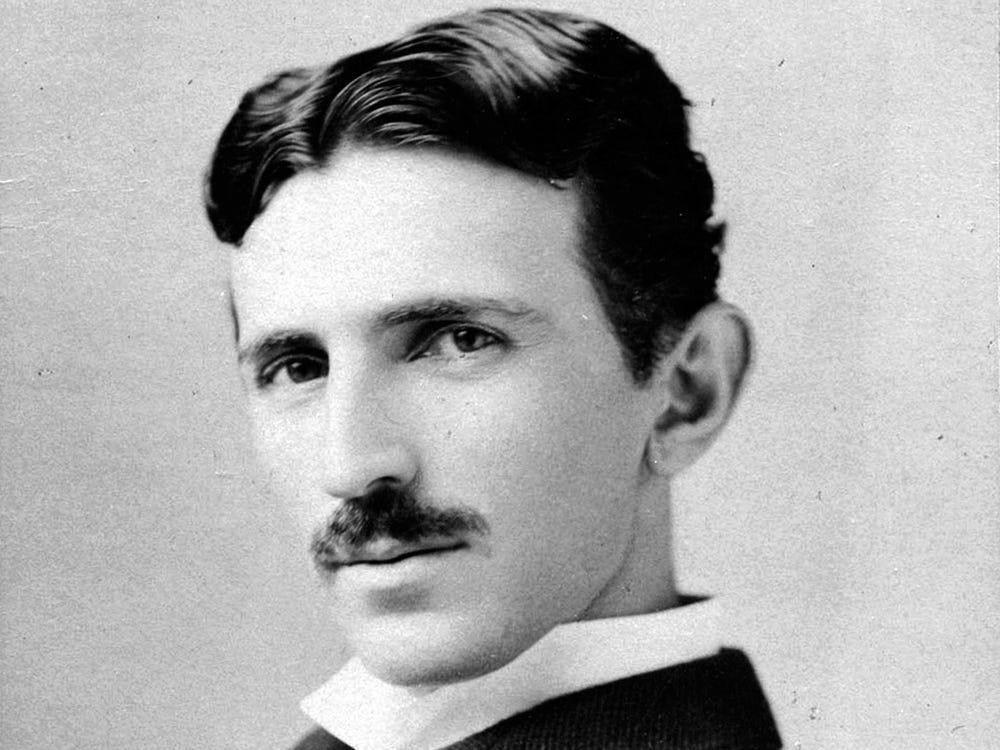 Nikola Tesla, nhà khoa học lỗi lạc với những phát minh mang tính cách mạng.