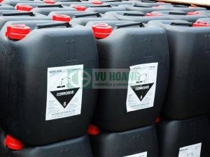 Lưu trữ axit nitric tách biệt với các hóa chất khác