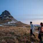 Cảnh quan thiên nhiên kỳ vĩ dưới ánh mặt trời không bao giờ lặn ở Iceland