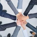 Tinh thần đoàn kết trong công việc nhóm