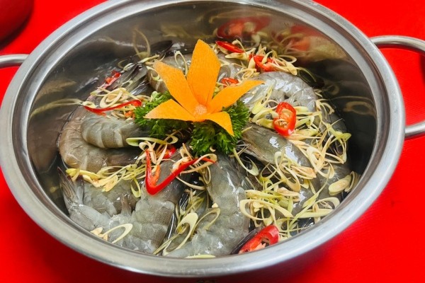 Tôm hấp bia, món nhậu được yêu thích