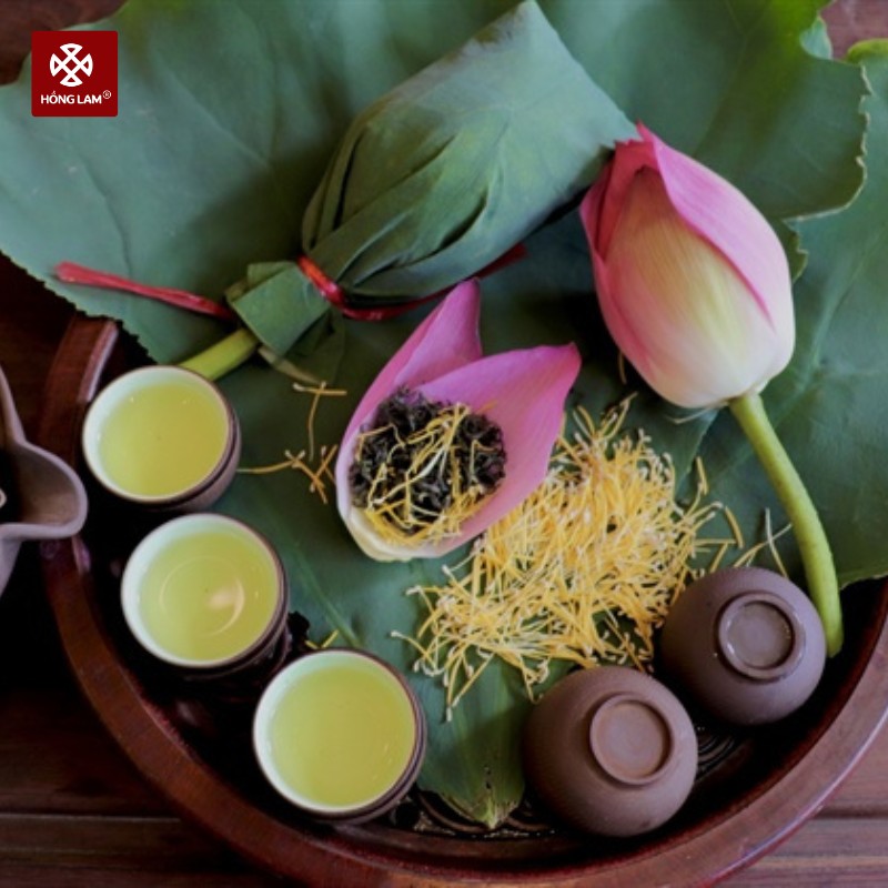 Trà sen Tây Hồ đặc sản Hà Nội, thức uống thanh tao, hương vị thơm ngát, món quà tinh tế cho người sành trà