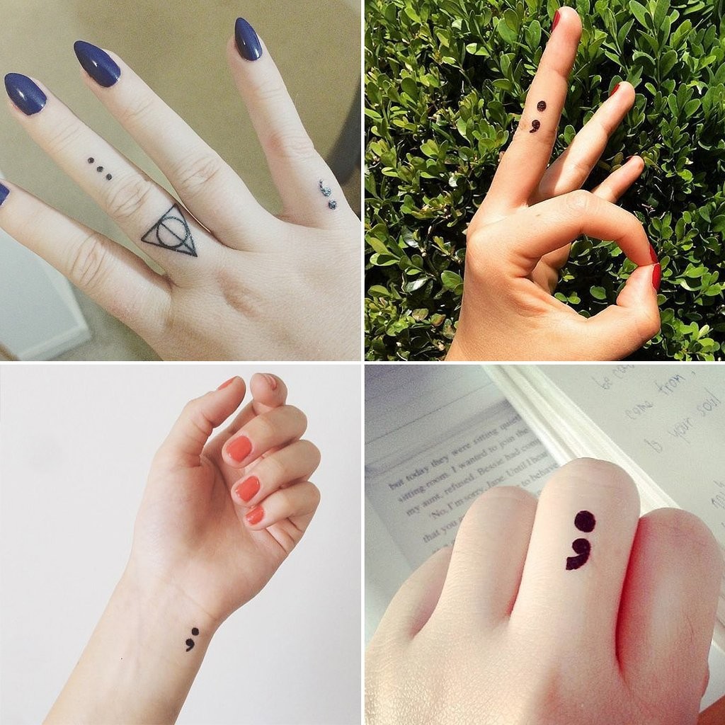 Amy Bleuel, người sáng lập Project Semicolon, đã sử dụng dấu chấm phẩy để tưởng nhớ người cha và lan tỏa hy vọng.