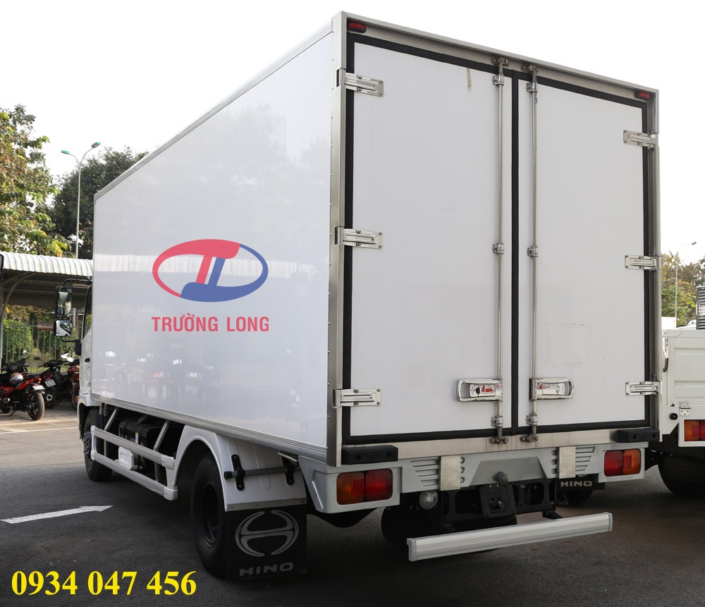 Thùng xe tải Hino 6 tấn bảo ôn