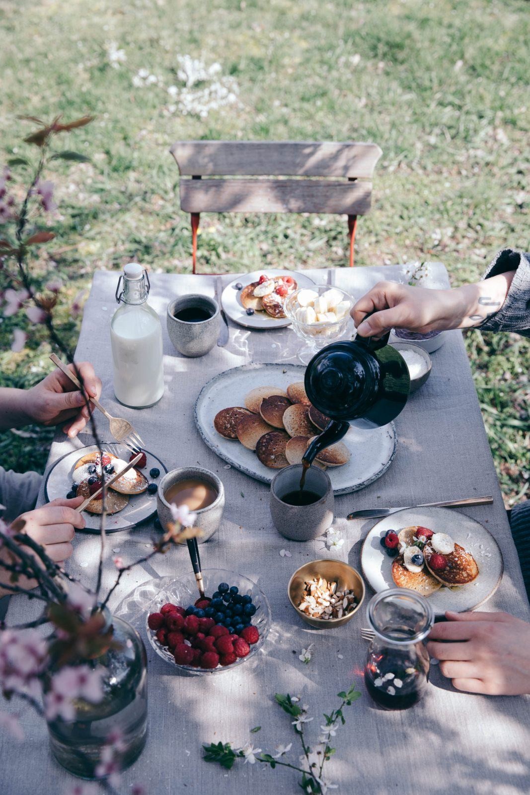 Bữa sáng với bánh pancakes
