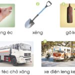 Hình ảnh một chiếc xe tải đang di chuyển trên đường phố Mỹ Đình
