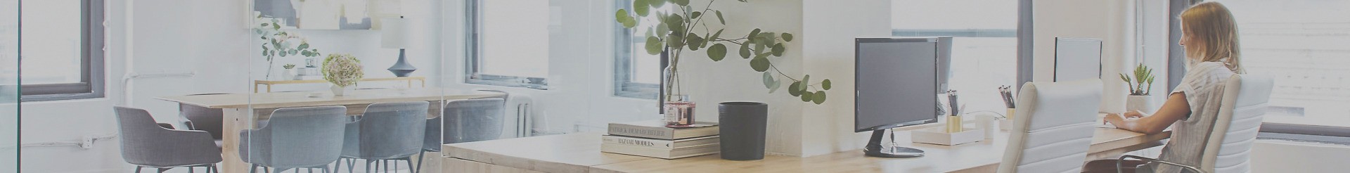 Gà thuộc lớp chim (Aves)